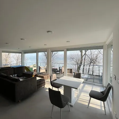 Elowen Villa